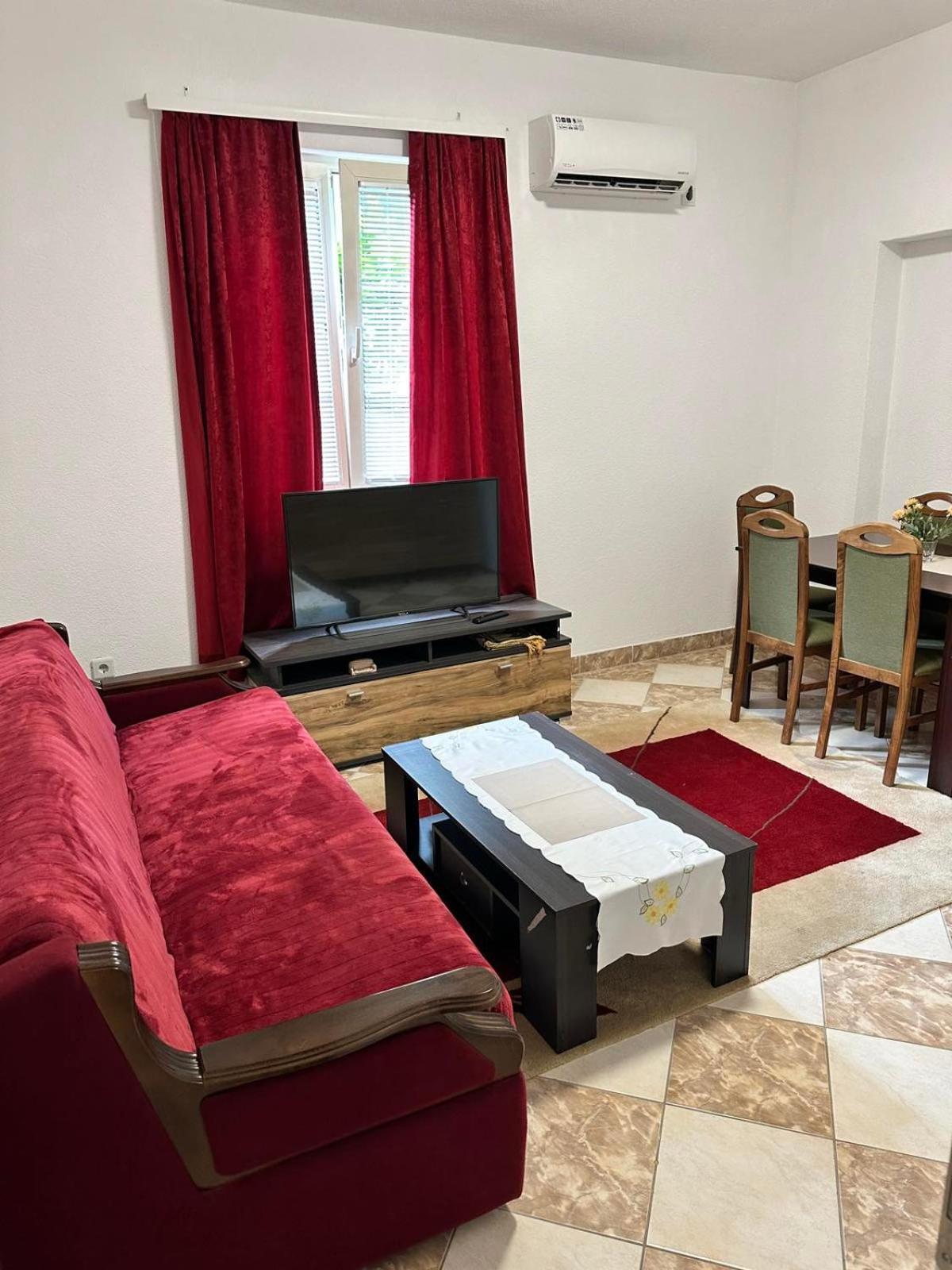 Appartamento Rakovica SJJ